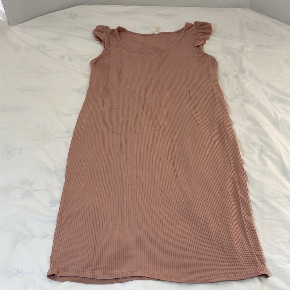 Hello MIZ Pink Ruffle Sleeve Dress - Picture 4 of 10